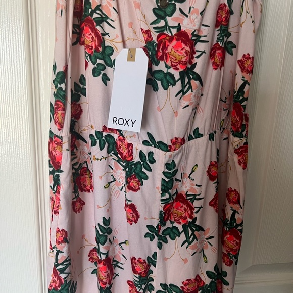 NEW Roxy Romper 🍓 - Picture 4 of 6